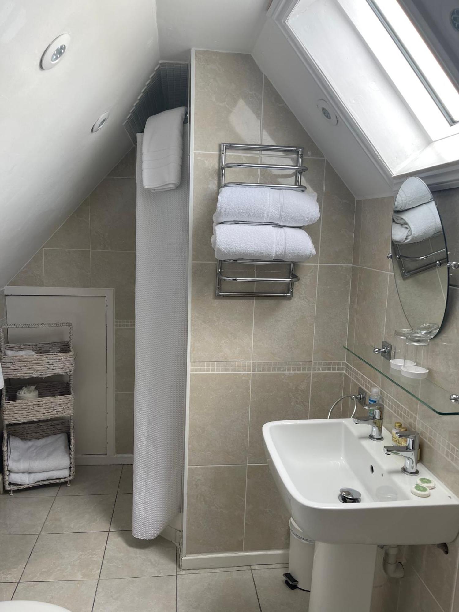 Grosvenor 4*